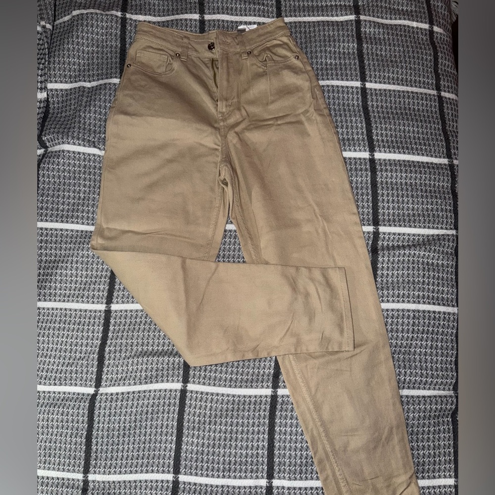 H&M Divided Beige Pants